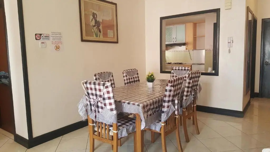 Homestay Marina Court Kk