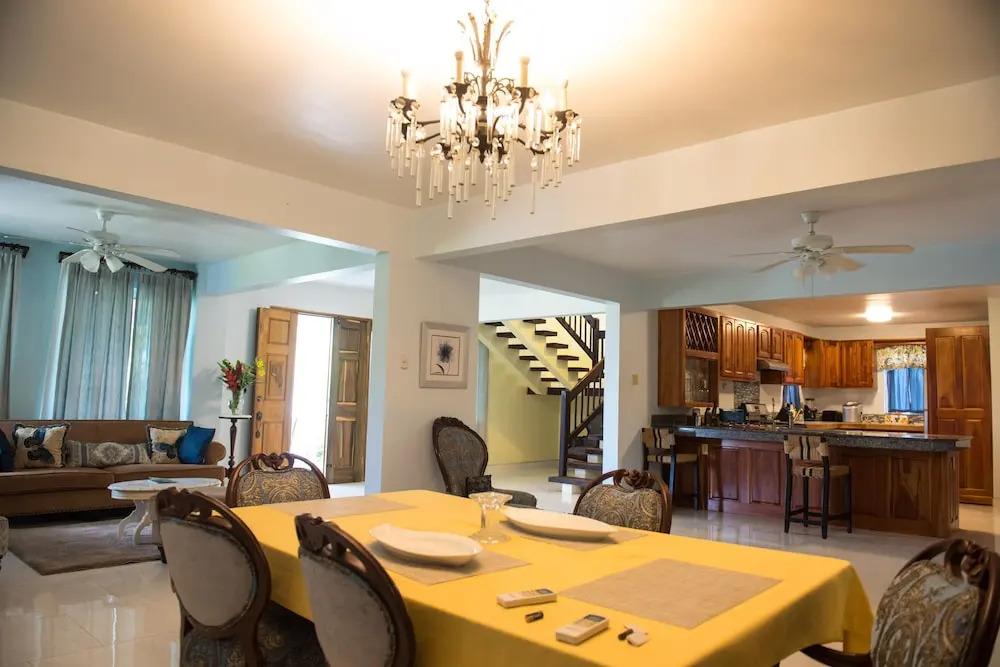 Blue Lotus Villa