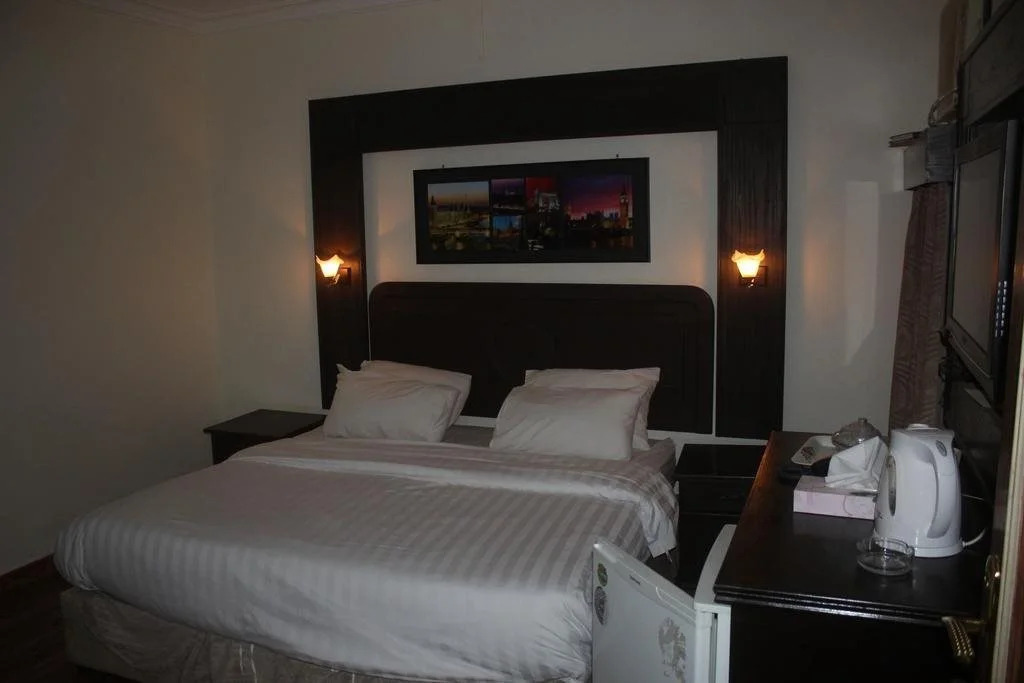 Alkhazrajiah Hotel