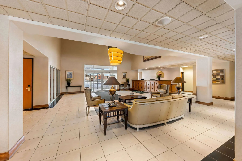 Wingate by Wyndham Calgary South