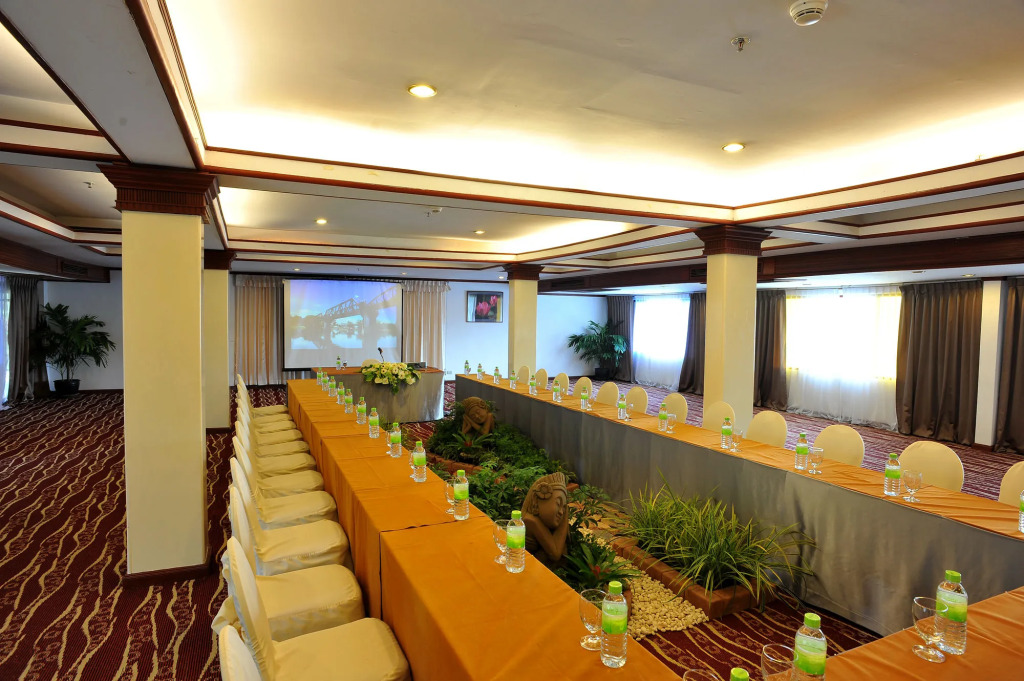 Felix River Kwai Resort - SHA Plus,Certified