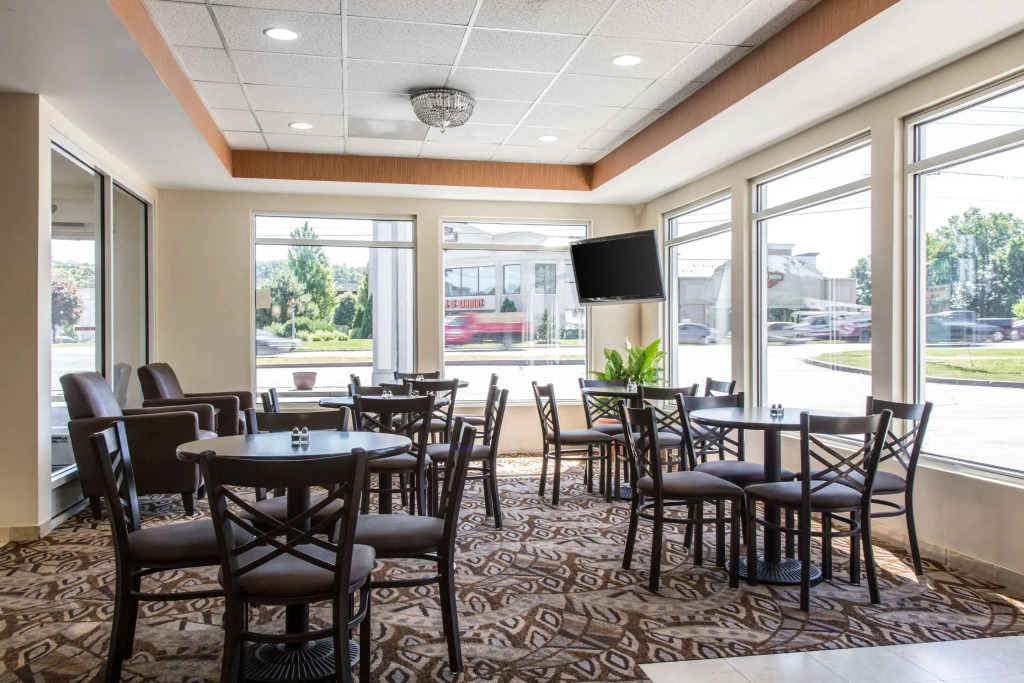 Quality Inn & Suites Danbury near University