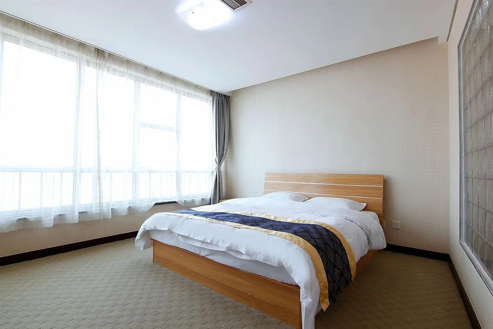 青岛斯维登度假公寓(奥帆兴源大厦)