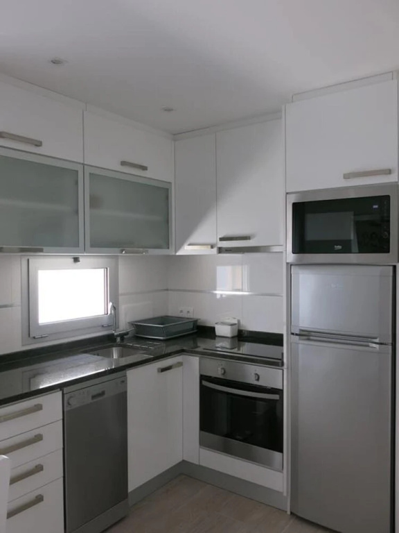 Apartment With one Bedroom in Nazaré, With Wonderful sea View, Furnished Garden and Wifi - Near the Beach