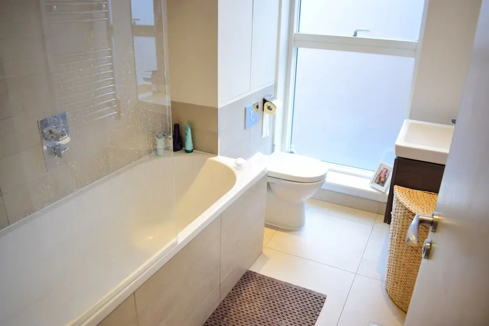 Bermondsey 2 Bedroom Flat With Garden
