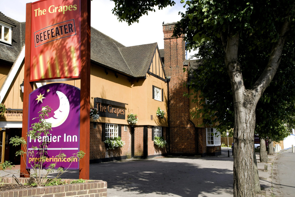 Premier Inn London Hayes North