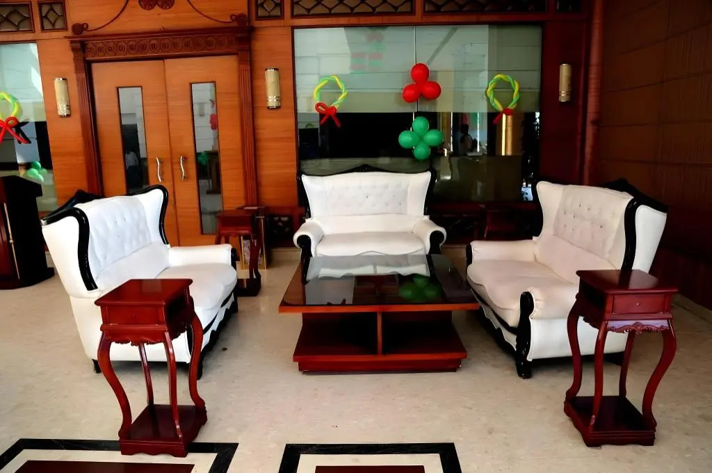 Eqbal Inn