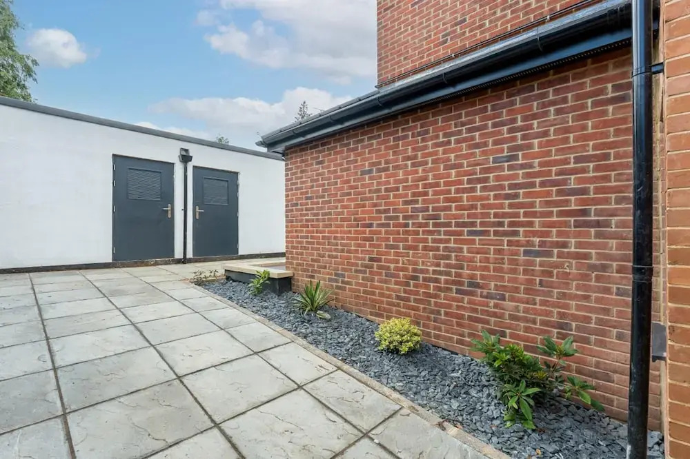 Stunning 1-bed Apartment in Purley