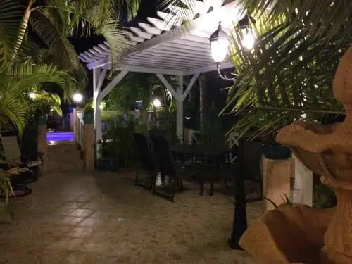 Villa Tropica