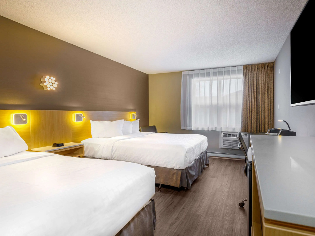 Clarion Pointe Quebec Airport