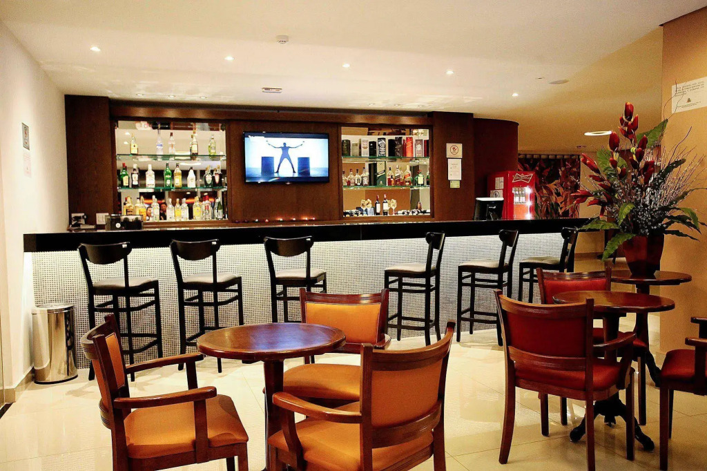 Ipe Center Hotel