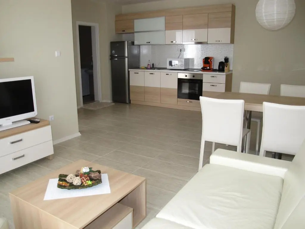 Nedevs Apartments in Kavatsi Area