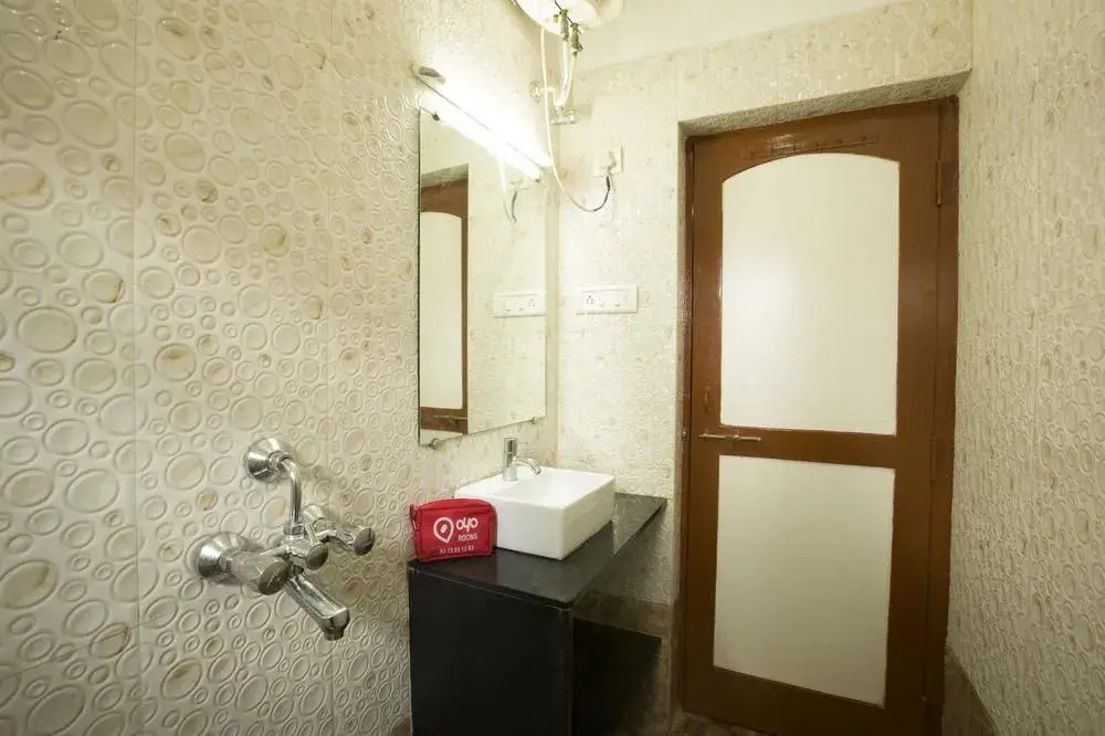 OYO Rooms Calangute Holiday Street 2