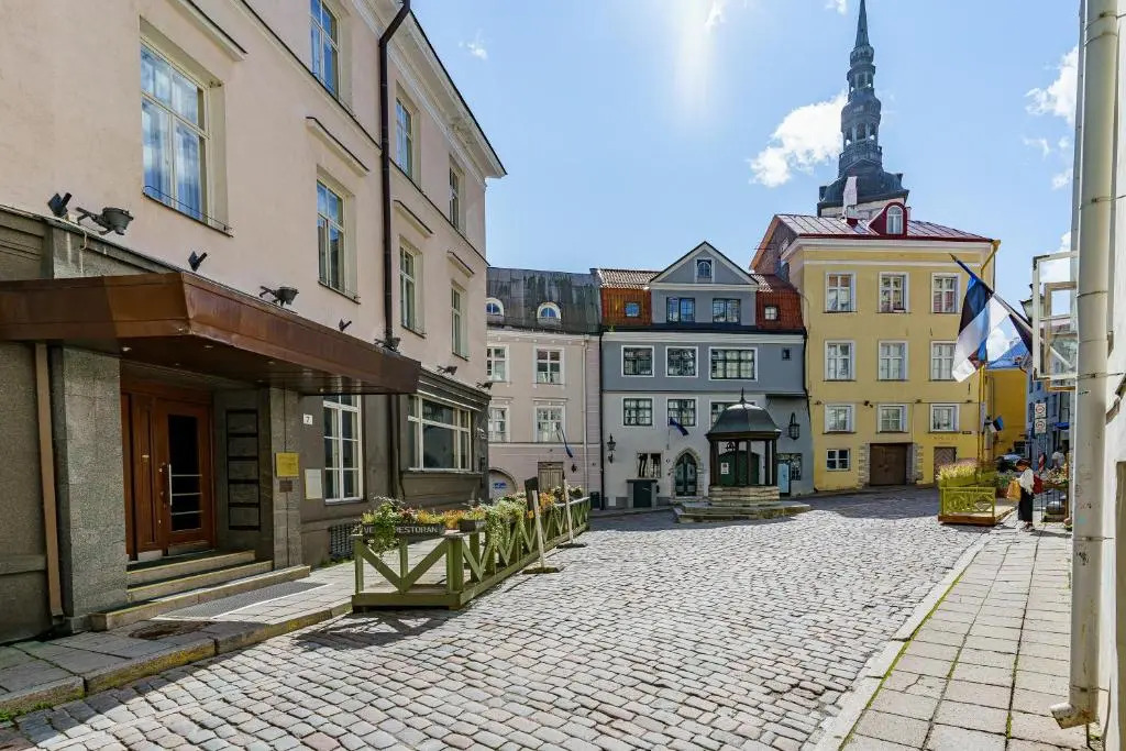 Rataskaevu 14
