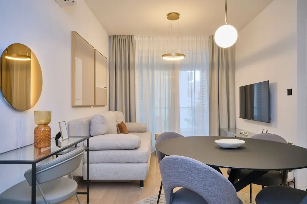 Splitful Apartment