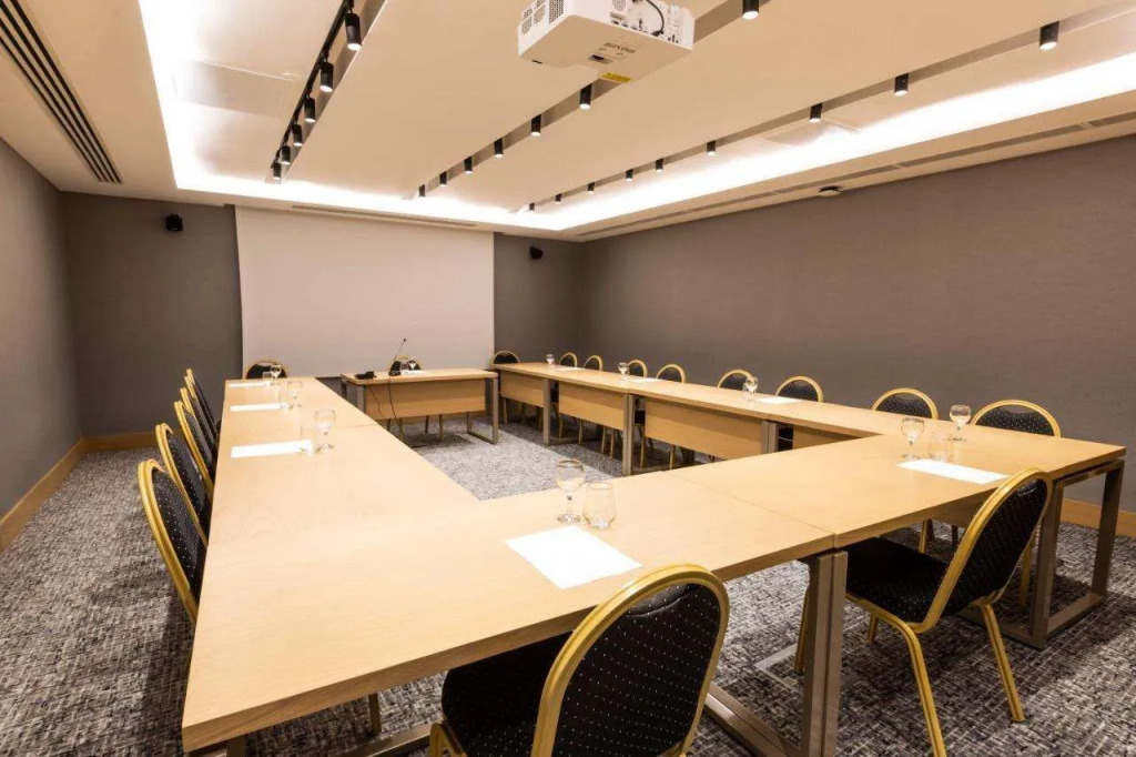 Radisson Hotel Istanbul Harbiye