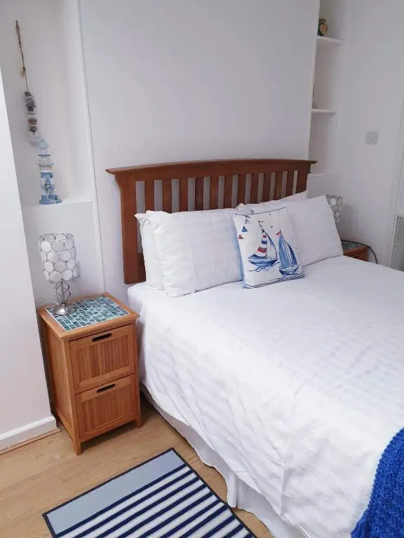 1 Bedroom Apartment with Free Parking