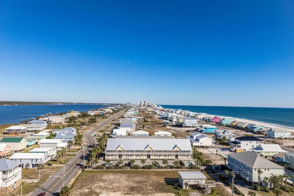 Spacious 3BR 3Bath 12th Floor, Million-Dollar Gulf Views