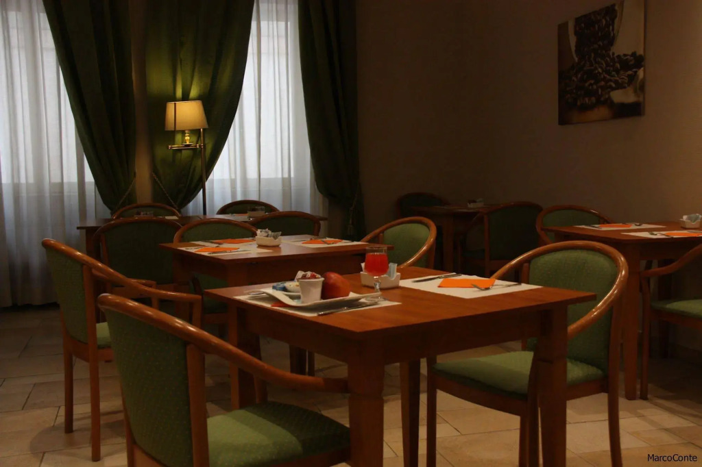 Hotel Lux