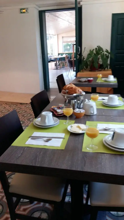 Logis Hotel Le Chêne Vert