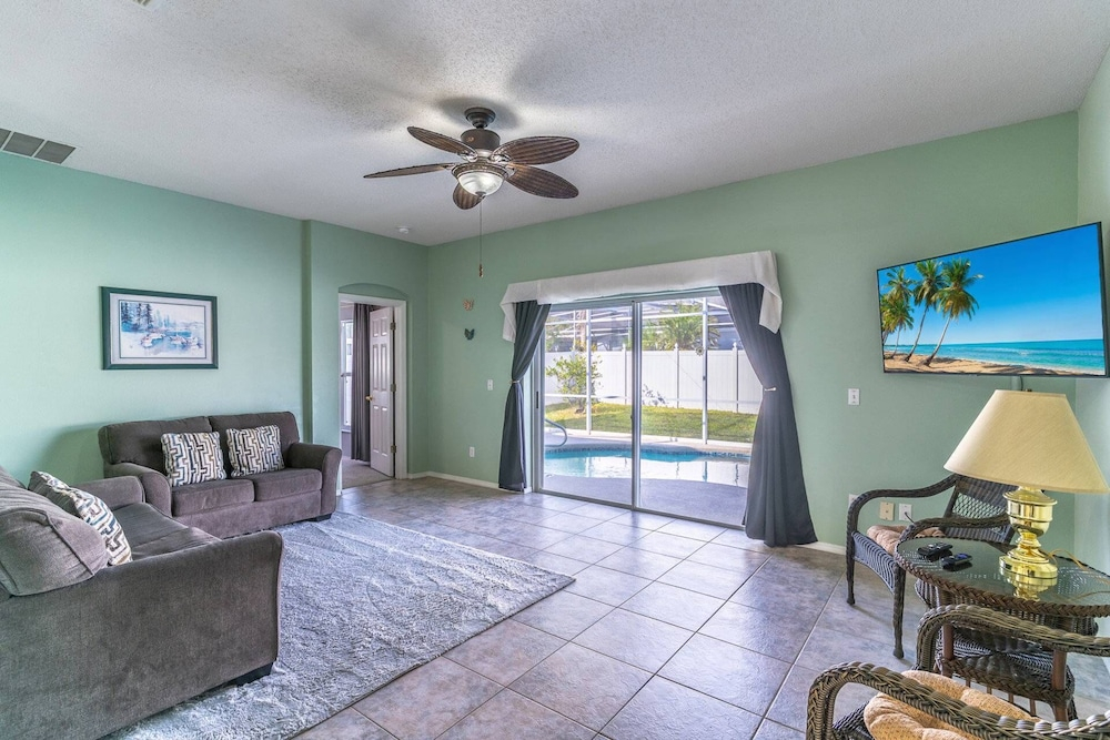 544 Fairways Lake