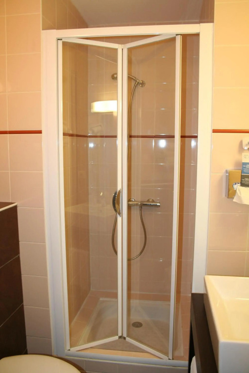 Kyriad Hotel Dijon Centre Gare
