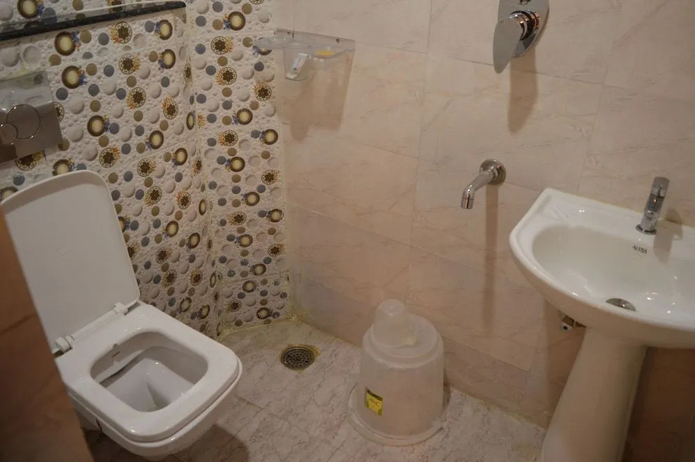 Hotel Plaza Residency
