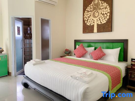 Pimlada Hotel
