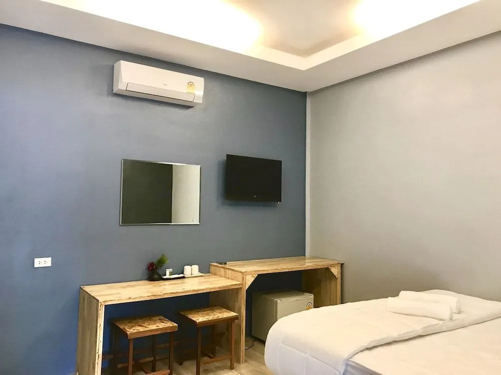 Golden Palm Resort