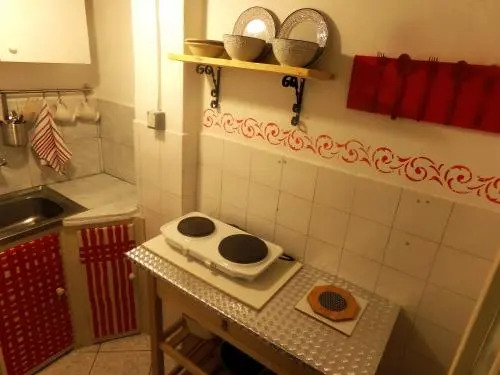 Leia Guest House