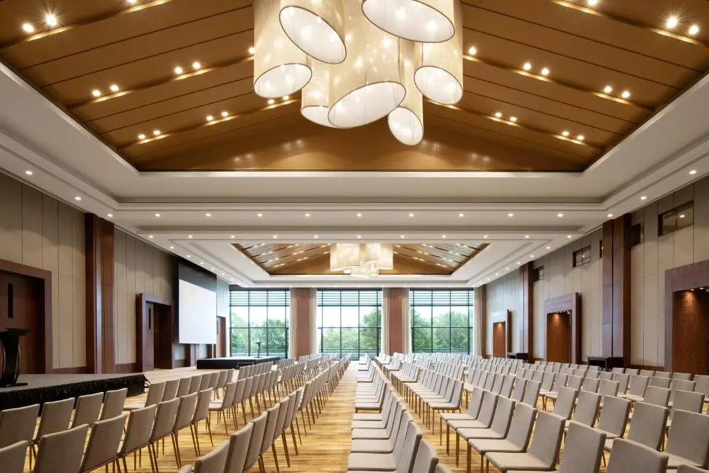 New World Qingyuan Hotel -formerly KHOS QINGYUAN
