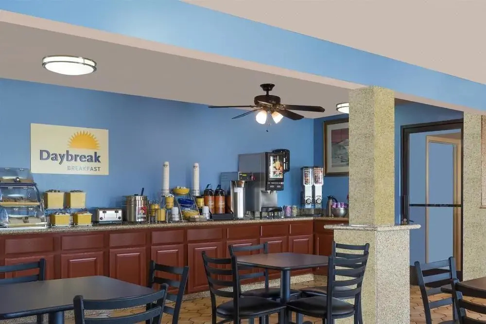 Days Inn & Suites Mesa