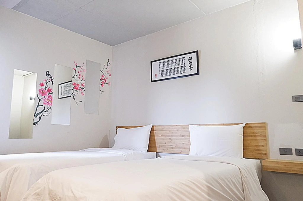 IZEN Budget Hotel & Residences (Plus)
