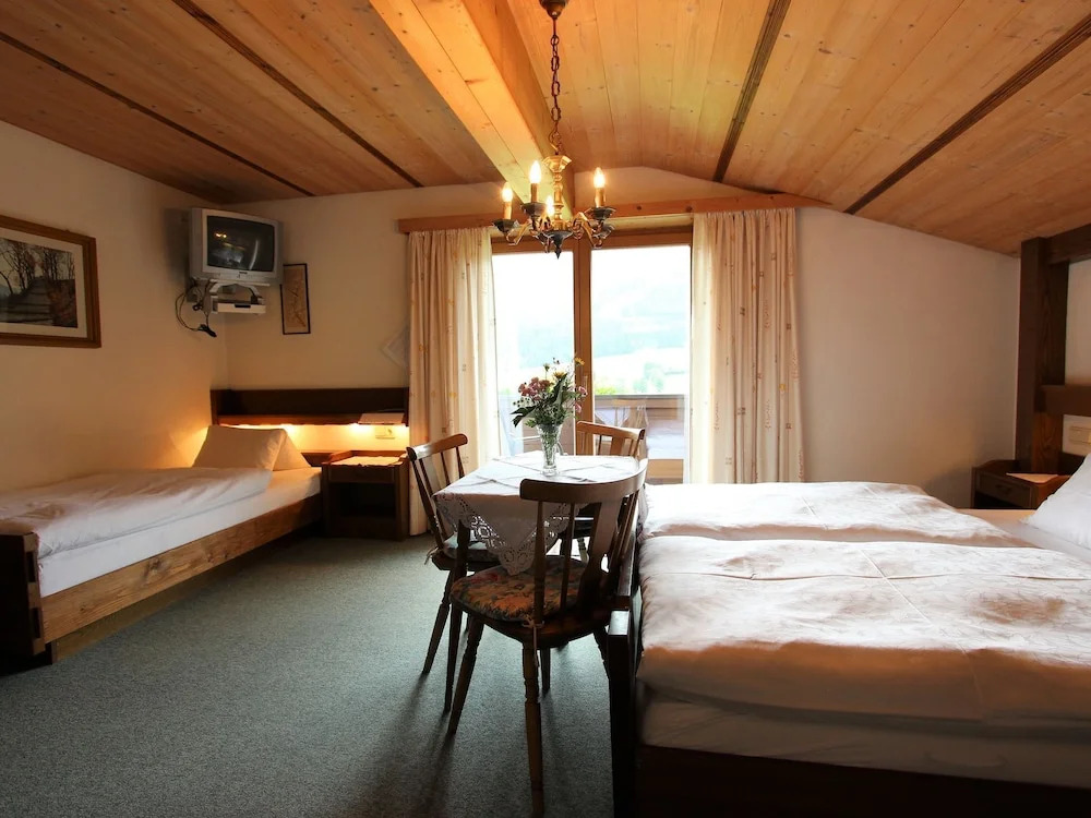 Boutique Apartment in Tyrol With Balcony