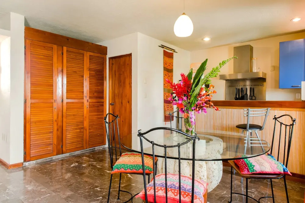 Zen 1Br Condo By Rmh
