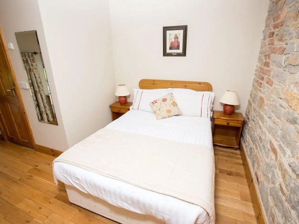 OBriens Cashel Lodge