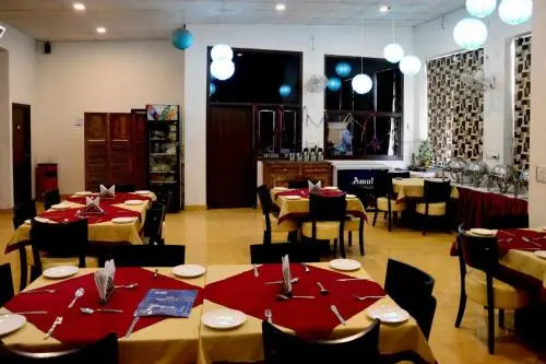 OYO Rooms Umed Club Road Rai Ka Bagh