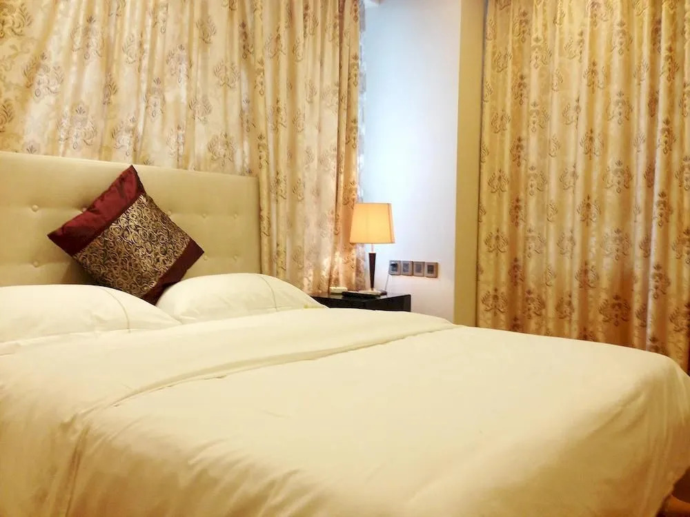 Guangzhou Erjiana Hotel