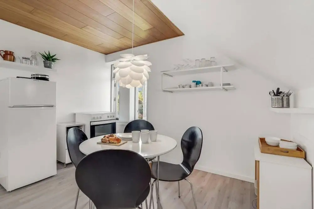 Captivating 4-bed Villa in Idestrup