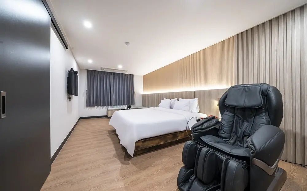 HOTEL bonito