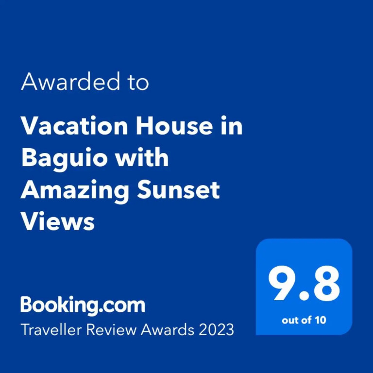 Vacation House in Baguio with Amazing Sunset Views