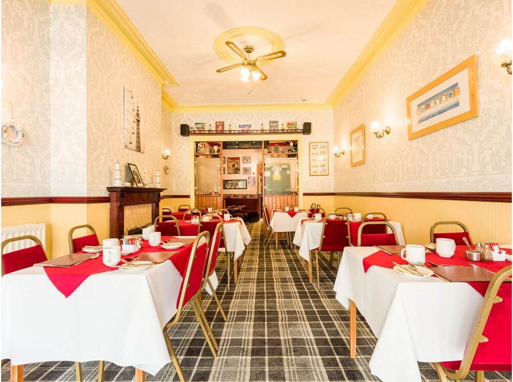 Valdene Hotel
