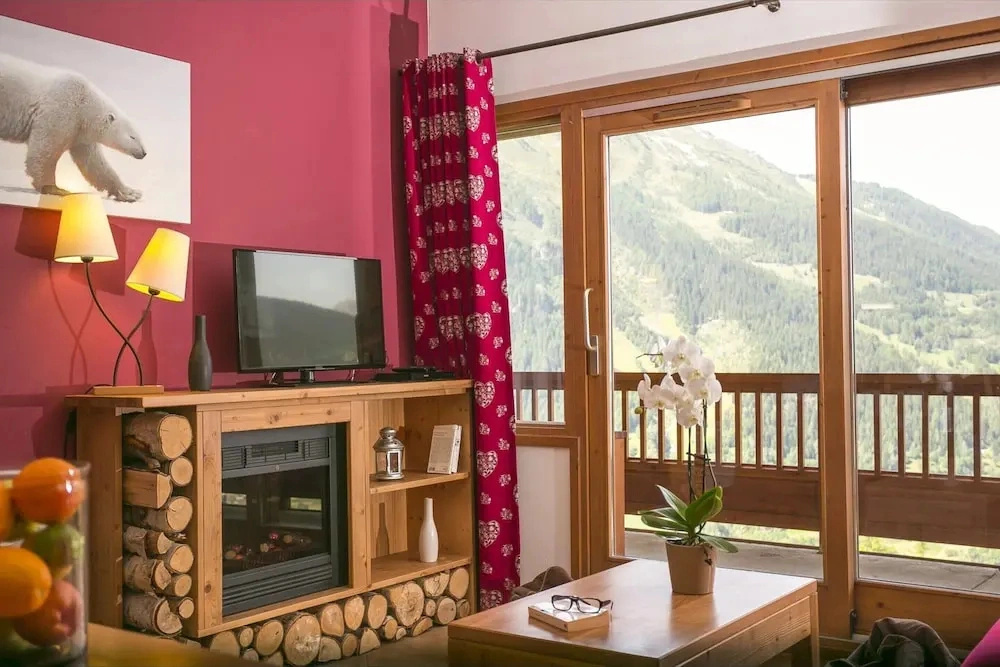 Apartment in Sainte-foy With Ski Access