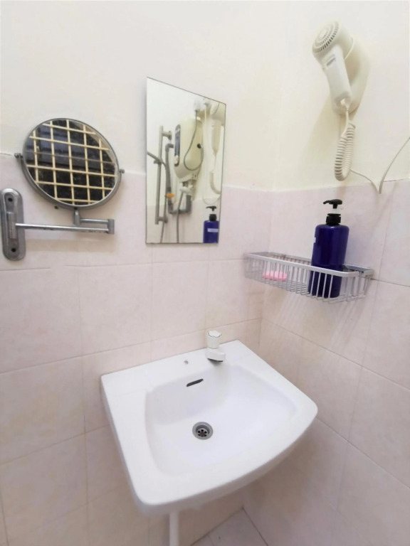 Warni Villa 8 Whole Or Room