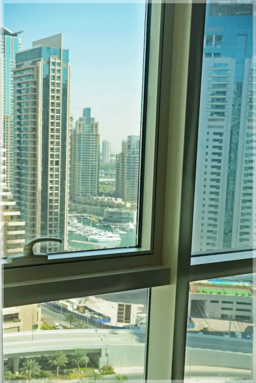 Royal Oceanic in JBR by HAPPY SEASON