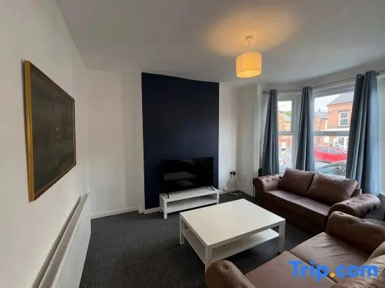 4 Bed Victorian Townhouse Nottingham