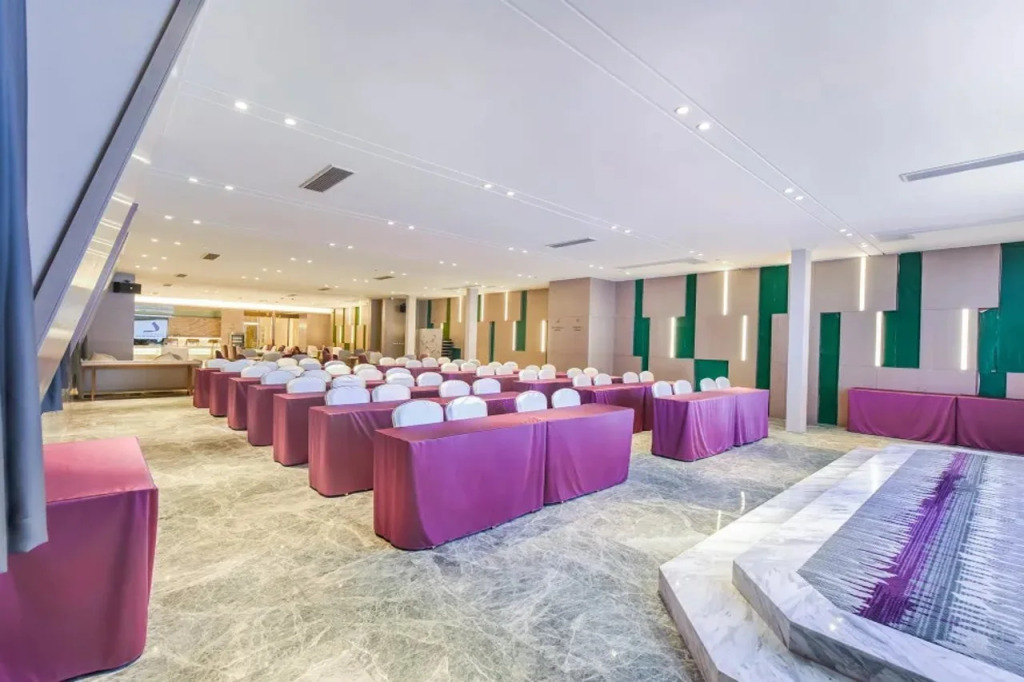 Lavande Hotel (Chongqing Jiefangbei Xiexin Plaza)