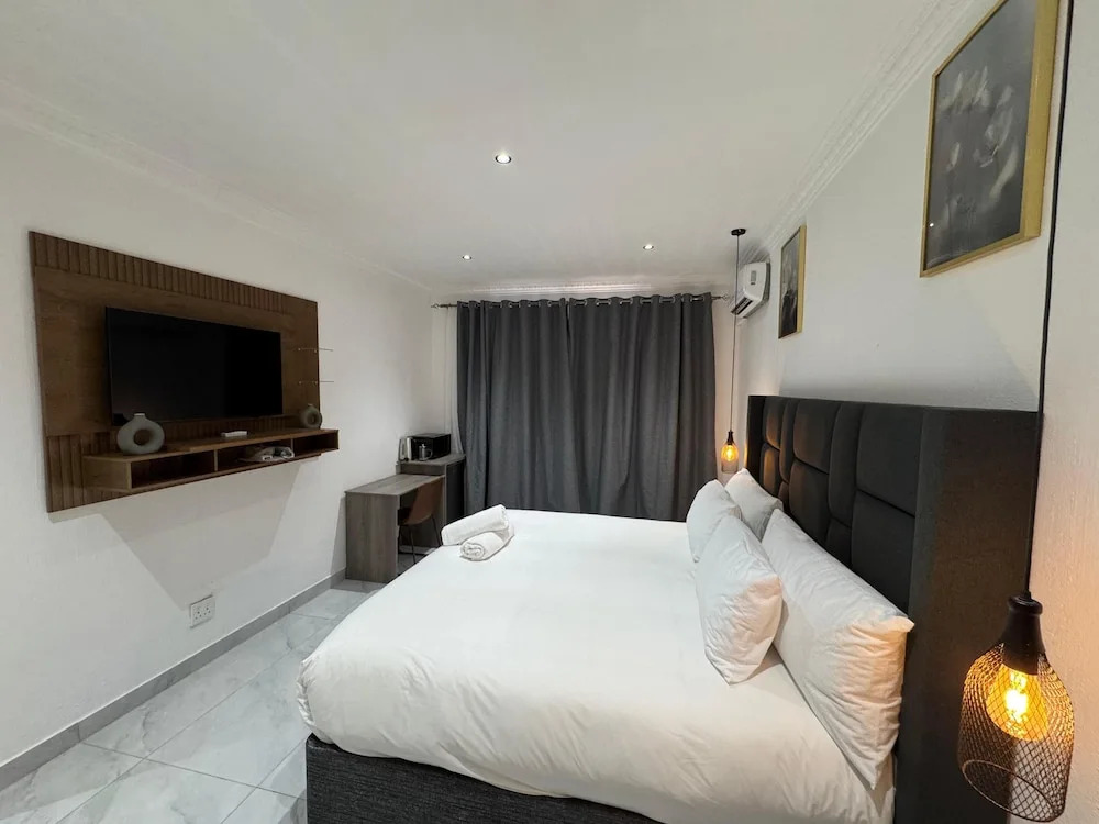 Boutique Hotel-Style Room In Ferndale-D4