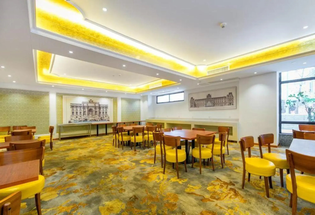 Vienna Hotel (Quanzhou High-speed Railway Bus Station)