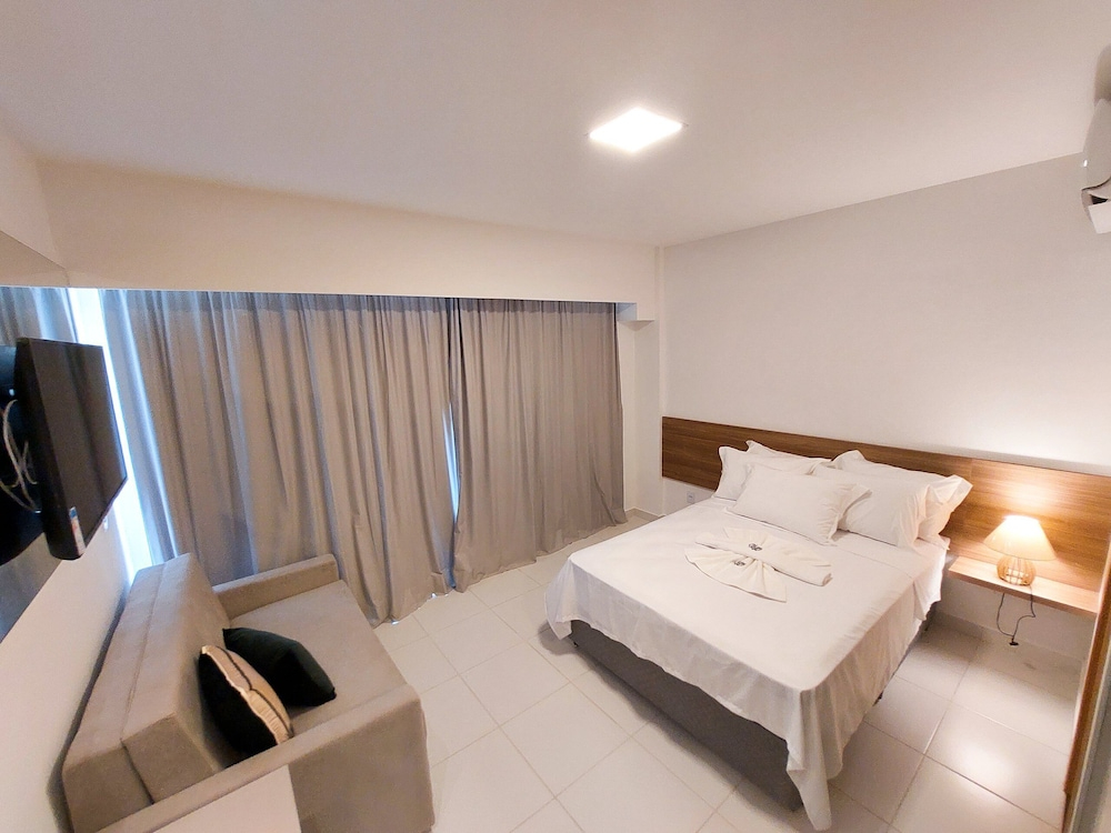 Porto Beach Resort - Mana Beach Experience